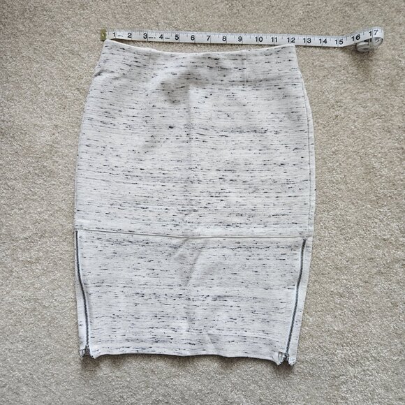 Aritzia Wilfred Campagne Stretch Pencil Skirt Size 2 - Picture 3 of 7